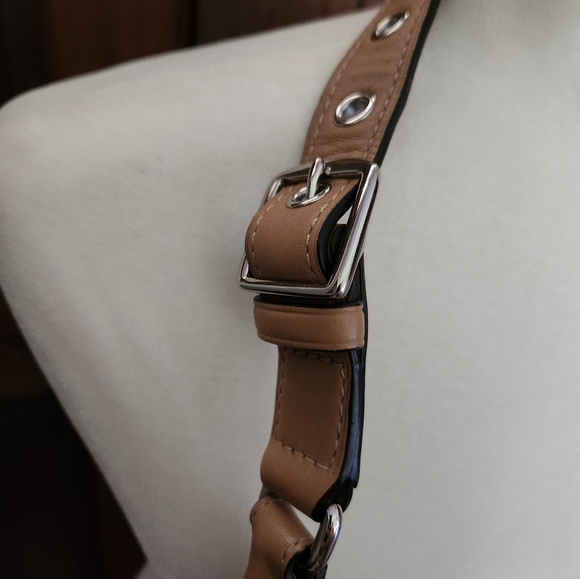 Coach Hamptons Big Buckle Medium Beige Leather Hobo F11197 - Picture 12 of 16